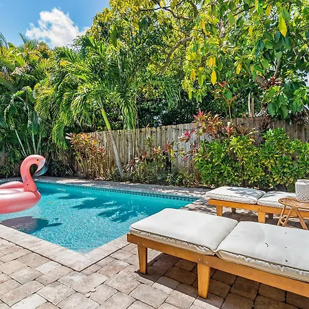 Boho Paradise W Heated Saltwater Pool & Suite